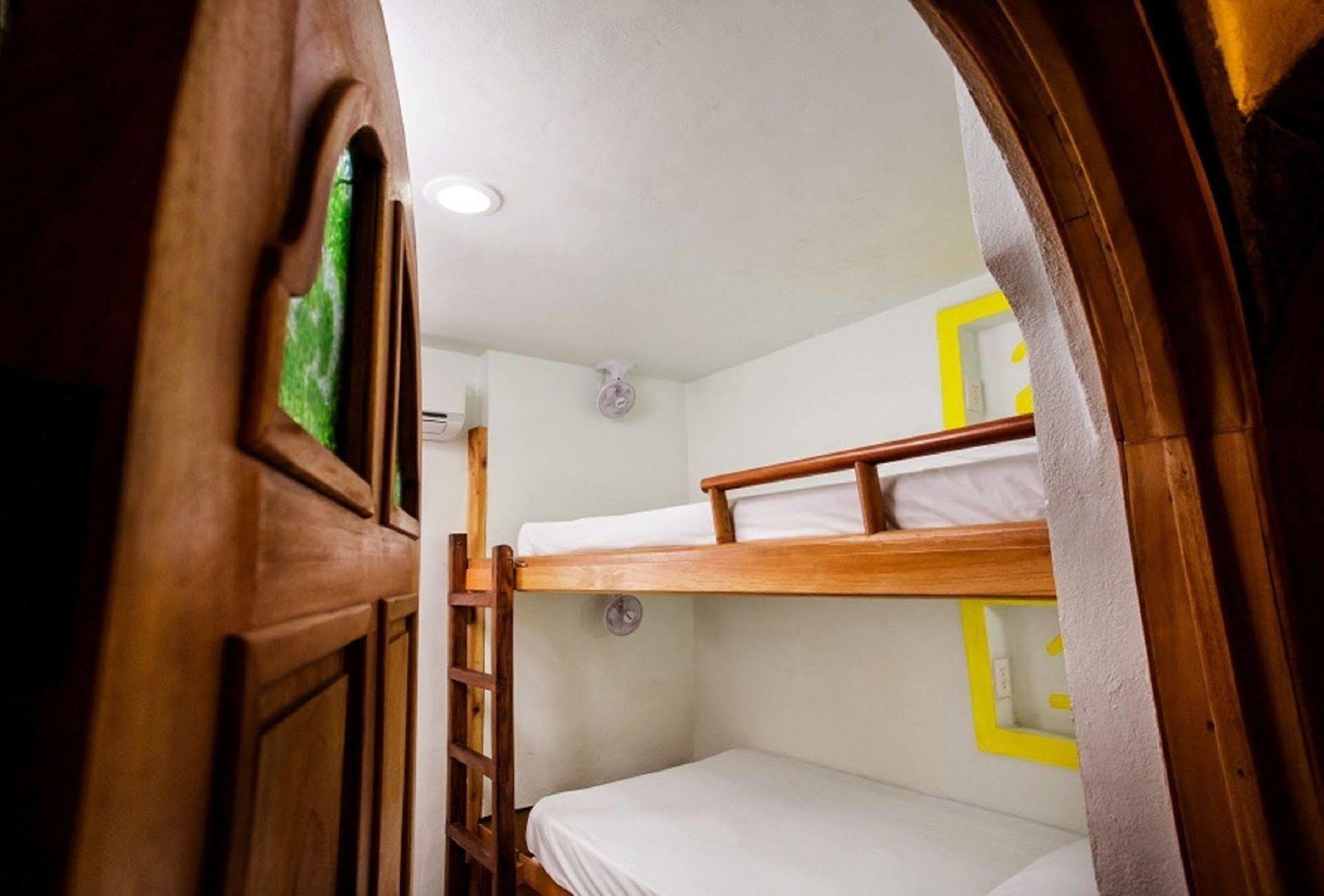 Hostel Natura Cancún Buitenkant foto