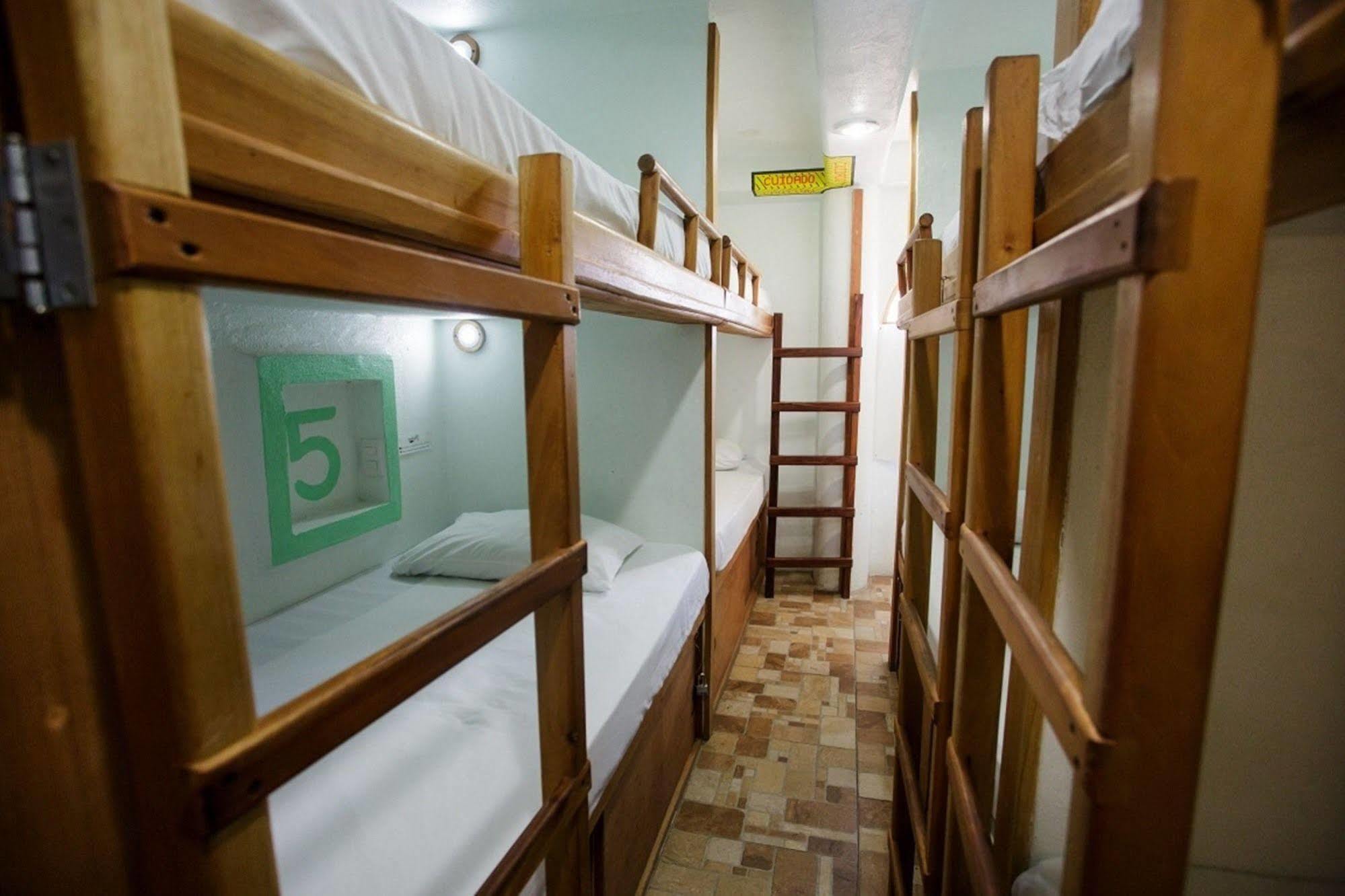 Hostel Natura Cancún Buitenkant foto
